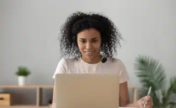 Suivre une formation à l’intelligence artificielle : quels avantages ?