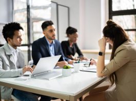 Comment réagir face à une injustice au travail ?