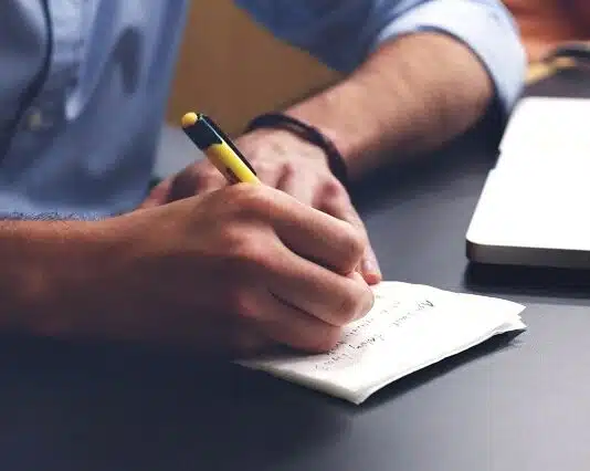 Comment maximiser vos chances d'emploi grâce à une formation pour adulte adaptée