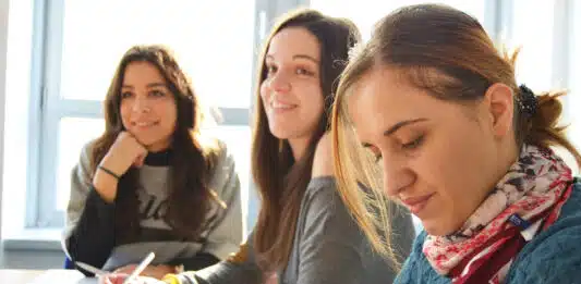 Quels sont les avantages de la formation en banque en alternance ? Quels sont les avantages de la formation en banque en alternance ?